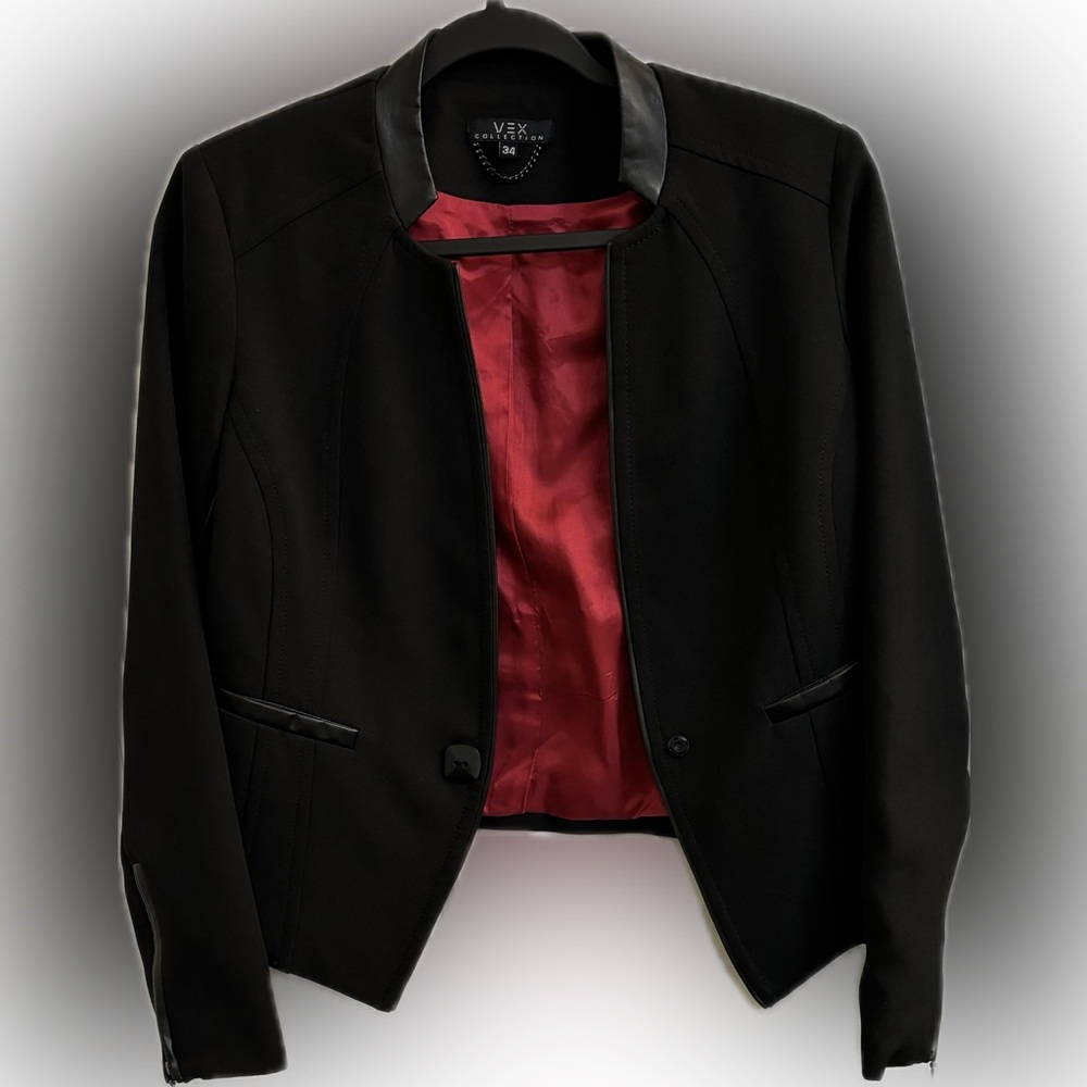 NWOT Gorgeous VEX blazer/suit jacket with red satin liner and leather trim.
